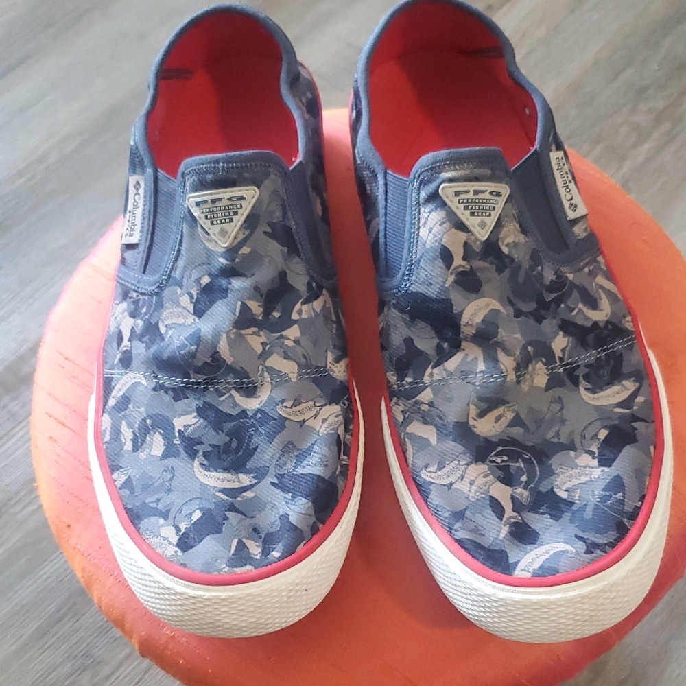 Columbia Men's Navy Camouflage Slip-On Sneakers with Red Accents